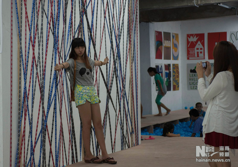 “平面幸福”荷蘭平面設(shè)計(jì)百年展在?？陂_(kāi)展