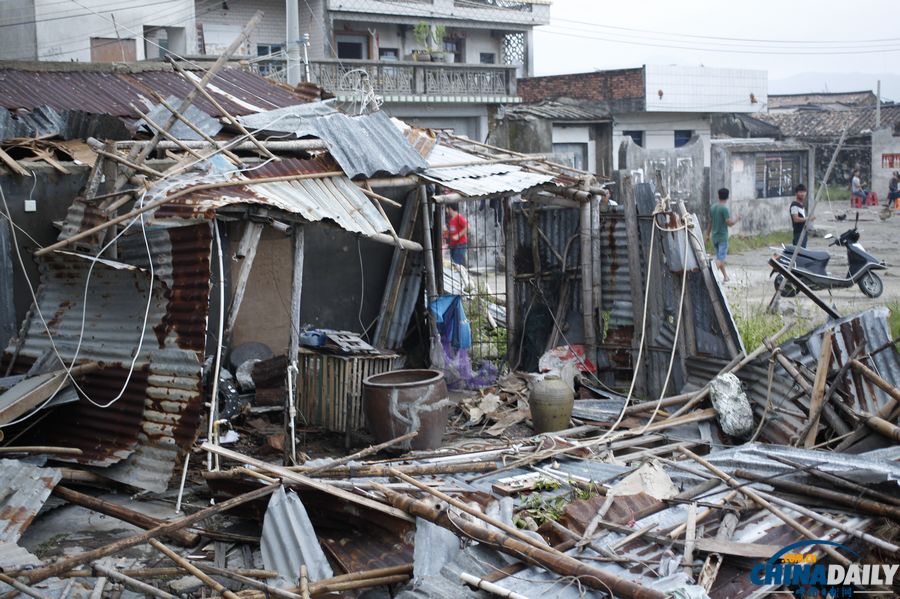 廣東陸豐：臺(tái)風(fēng)“天兔”來(lái)襲 受災(zāi)嚴(yán)重