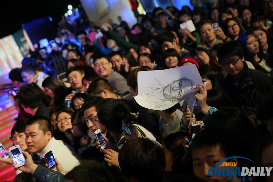 《金剛狼2》在京首映 休·杰克曼被影迷包圍