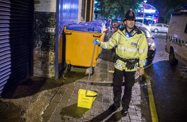 倫敦出新規(guī)街頭排便者需自行清理