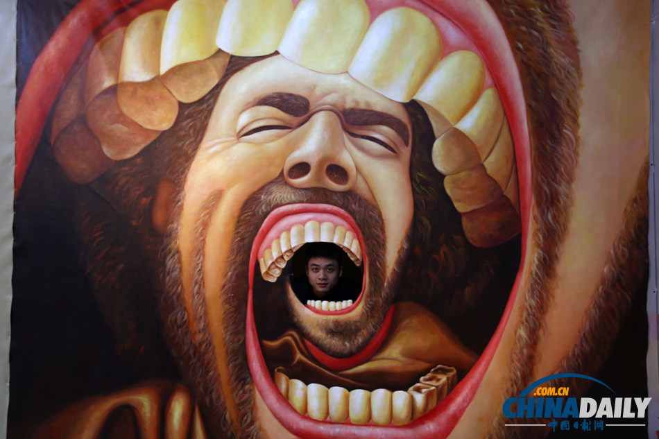 3D魔幻油畫亮相昆明