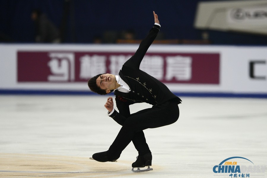 花滑中國杯：中國17歲小將閆涵折桂
