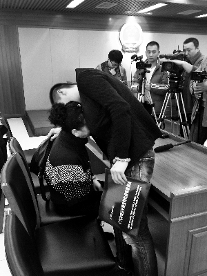 酒后伴舞女摔身亡 家屬告三男客賠償