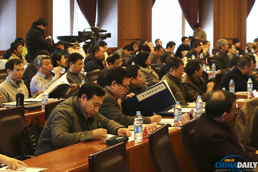 清華發(fā)布第四輯清華簡(jiǎn)報(bào)告：發(fā)現(xiàn)2300年前最老算具