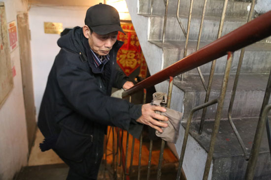 李俊熠：20年持之以恒 雷鋒戰(zhàn)友傳承“雷鋒精神”