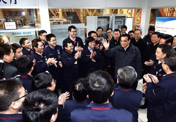 李克強(qiáng):中國(guó)航空工業(yè)要走自己的路