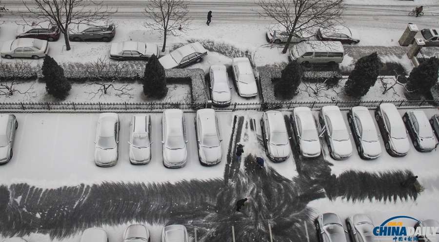 北京迎來馬年新春第一場(chǎng)降雪