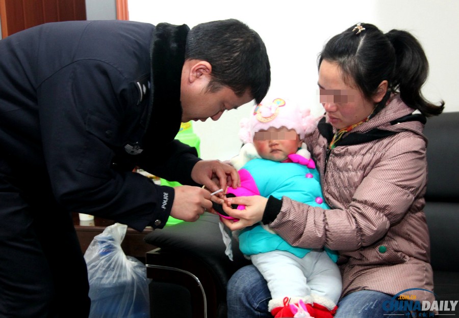 公安部摧毀4個特大網(wǎng)絡販嬰團伙