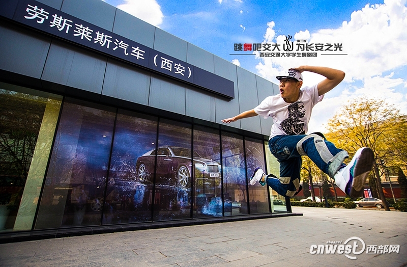 “跳舞吧，交大！”走紅網(wǎng)絡(luò) 高難度動作獲網(wǎng)友點(diǎn)贊