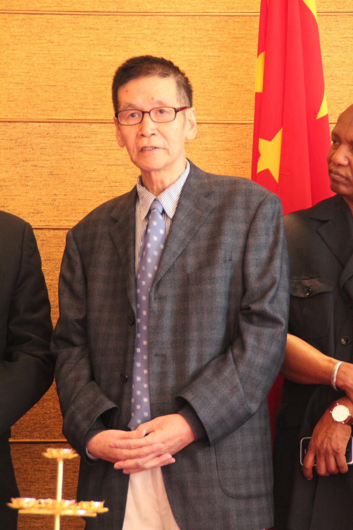 孔子和平獎：幾內(nèi)亞大使館點亮世界和平圣燈！