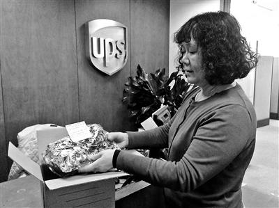 市民收集并自費快遞易拉罐環(huán) 捐假肢生產(chǎn)機構