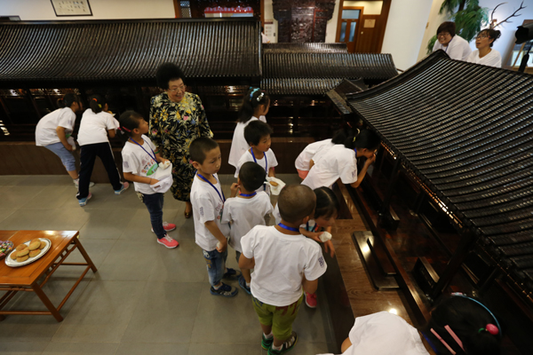 “2013檀香書(shū)屋夏令營(yíng)”活動(dòng)拉開(kāi)序幕