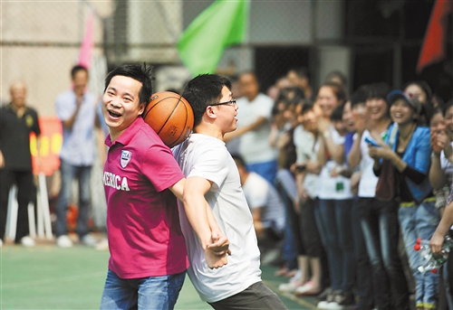 渝中區(qū)的77個(gè)社區(qū)開展系列活動(dòng) 加強(qiáng)溝通了解