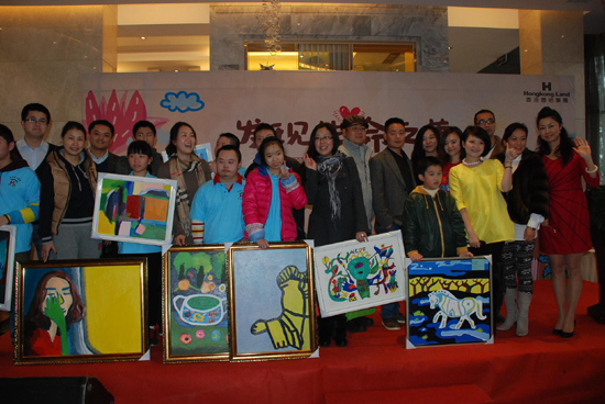 重慶舉行“關(guān)注重慶智障群體—發(fā)現(xiàn)生命之美”愛(ài)心公益活動(dòng)
