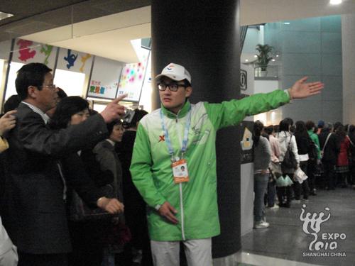 志愿者俞希:感動你我的第一天