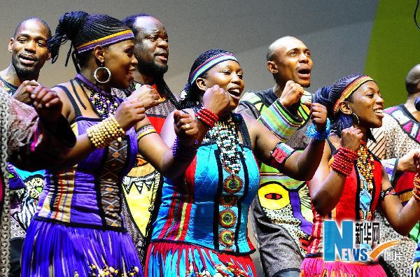 世博大舞臺：非洲歌舞添彩世博舞臺(組圖)