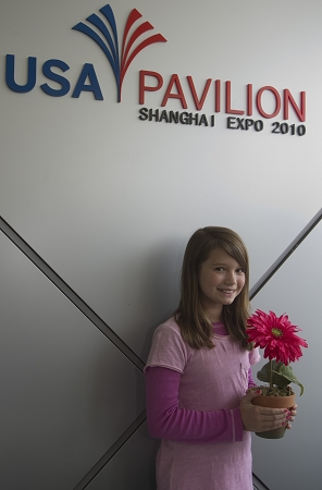 美國(guó)館影片《花園》里的小女孩現(xiàn)身美國(guó)館