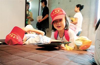 實(shí)測(cè)最佳實(shí)踐區(qū)環(huán)保建筑 不開(kāi)空調(diào)照樣清涼(圖)