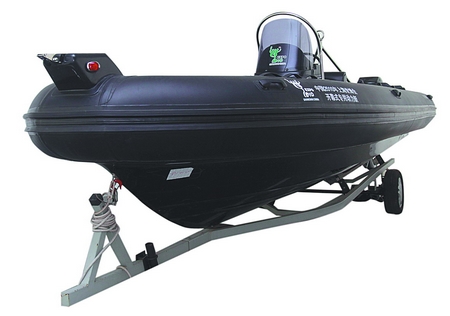 首次世博資產(chǎn)拍賣會成交162萬 13艘船全部拍出