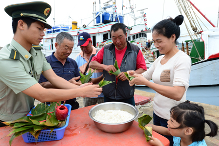 端午話鄉(xiāng)情 粽香暖臺胞