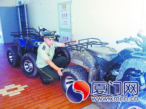 三個(gè)“富二代”飆“沙摩”被查 還向警察炫富