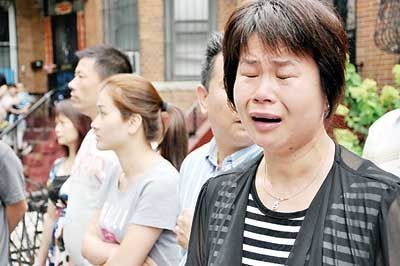 閩籍婦女紐約街頭被搶 十余華裔幫追捕搶匪