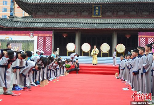 兩岸百名兒童在福州千年孔廟開啟“禮樂”旅程