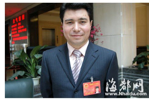 傳高空王阿迪力全國巡演挑戰(zhàn)城市地標(biāo) 福建首站福州