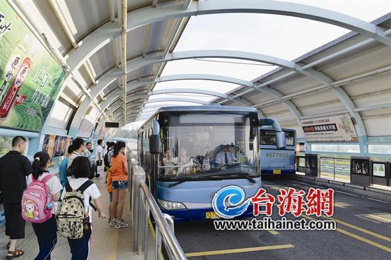 廈門BRT將設(shè)X光通道機 上車先過X光安檢通道