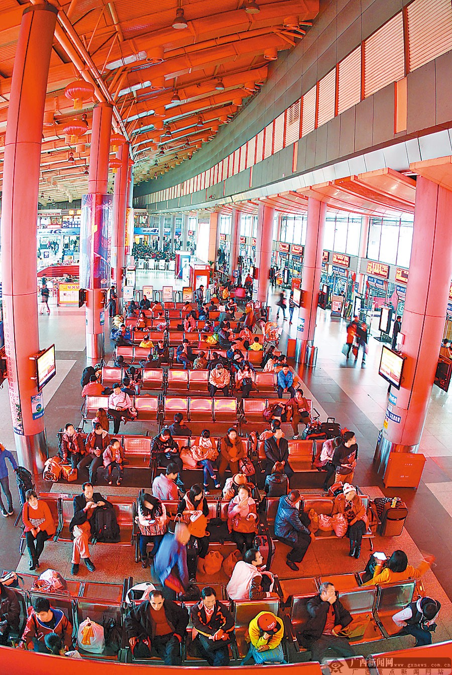 新常態(tài) 新春運 新年景