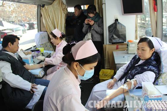 河北省人民醫(yī)院開展“白衣天使 奉獻(xiàn)愛心無償獻(xiàn)血”活動