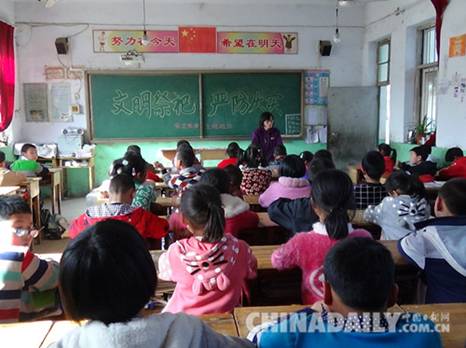 邢臺趙莊中心小學(xué)開展“文明祭祀 嚴(yán)防火災(zāi)”安全教育活動