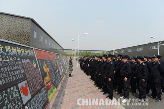 白求恩醫(yī)務士官學校與石市長安分局開展軍警共建活動