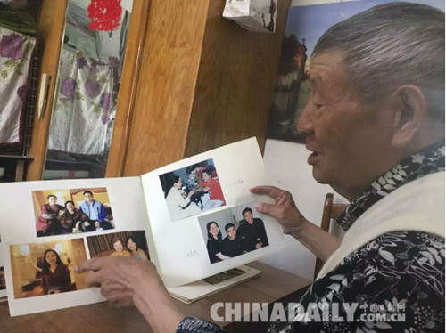 唐山大地震親歷者常青老人鏡頭記錄家鄉(xiāng)40年變化