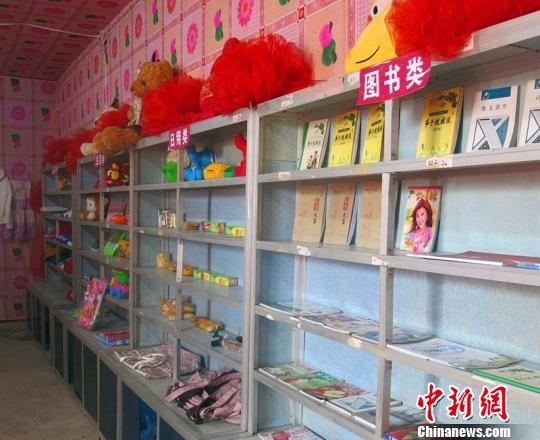 河北搭建“愛心小屋”物品免費領 只為愛心傳遞