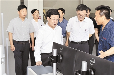 趙克志在唐山調(diào)研時(shí)強(qiáng)調(diào)堅(jiān)持把創(chuàng)新作為引領(lǐng)發(fā)展的第一動(dòng)力