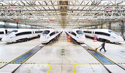 從“抗震號(hào)”到中國(guó)最快動(dòng)車