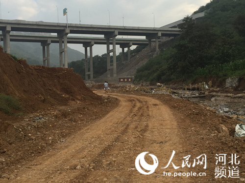 河北井陘縣2000余村民災(zāi)后自救 72小時打通生命通道