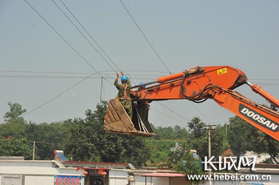 雨過(guò)天晴 堅(jiān)強(qiáng)前行 河北各地齊心協(xié)力共建家園