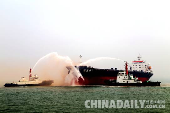 滄州史上最大規(guī)模船岸聯(lián)合應(yīng)急演習(xí)在黃驊港上演