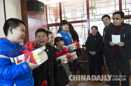 唐山遷安家庭學(xué)子會(huì)國(guó)學(xué)競(jìng)賽迎元宵佳節(jié)