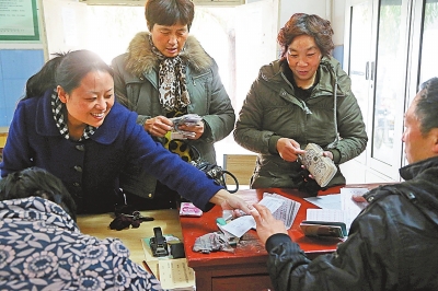 河南公開征集14年十項(xiàng)重點(diǎn)民生工程建議