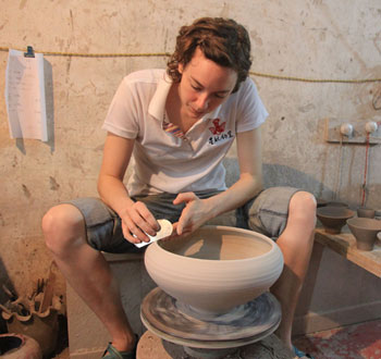 洋妞戀上中國鈞瓷