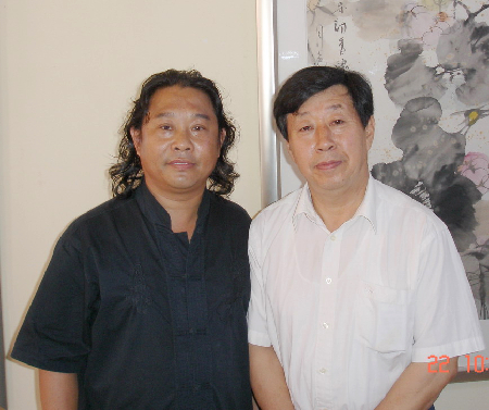 朱風(fēng)暴：齊派畫風(fēng)下筆有（組圖）