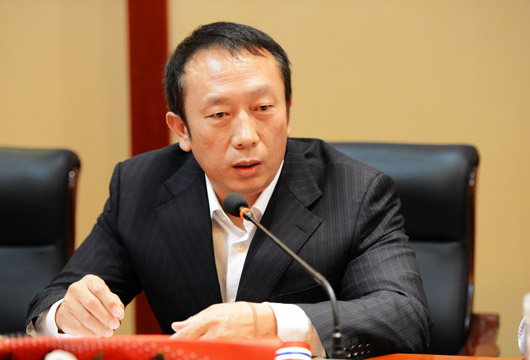 河南潢川縣召開(kāi)黃久生先進(jìn)事跡座談會(huì)