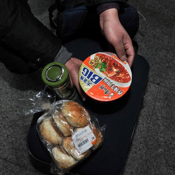 “省吃”回家路