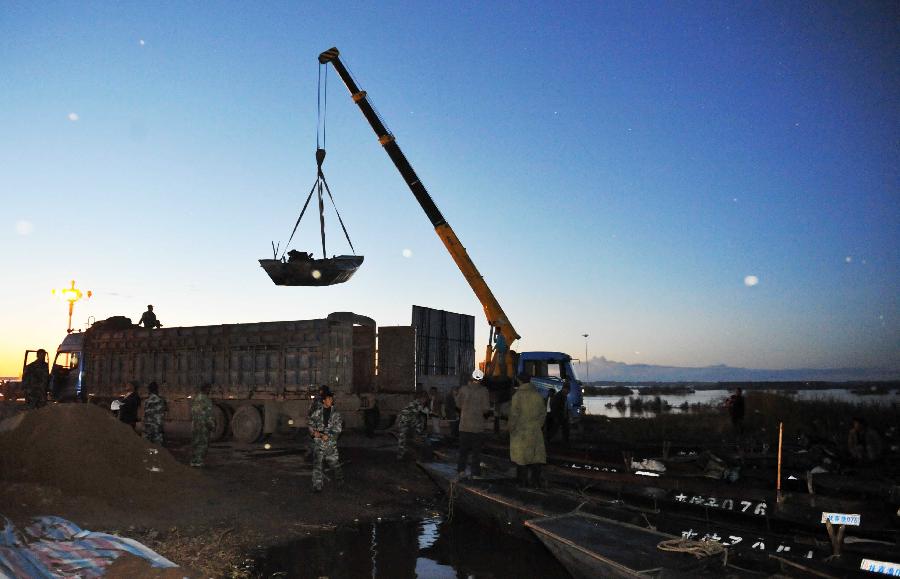 撫遠(yuǎn)組織百艘漁船支援同江抗洪