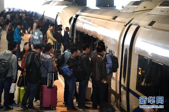 哈大高鐵實行夏季運行圖