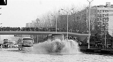 不會開飛機的船長不是好司機 武漢最牛公交司機