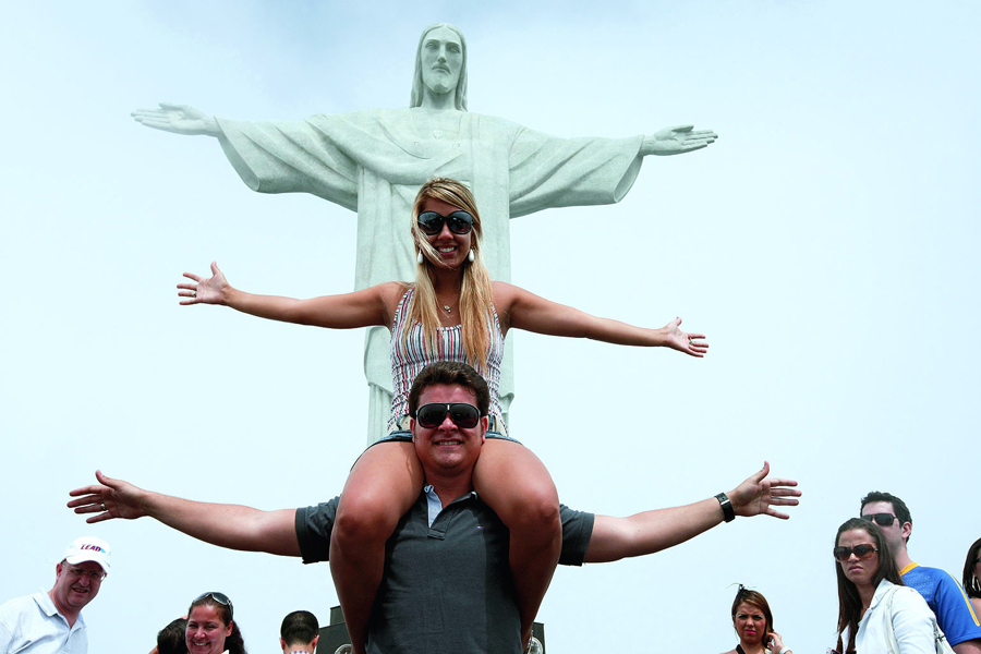 王衛(wèi)光《巴西之光》攝影展暨新書(shū)發(fā)布會(huì)在京舉行